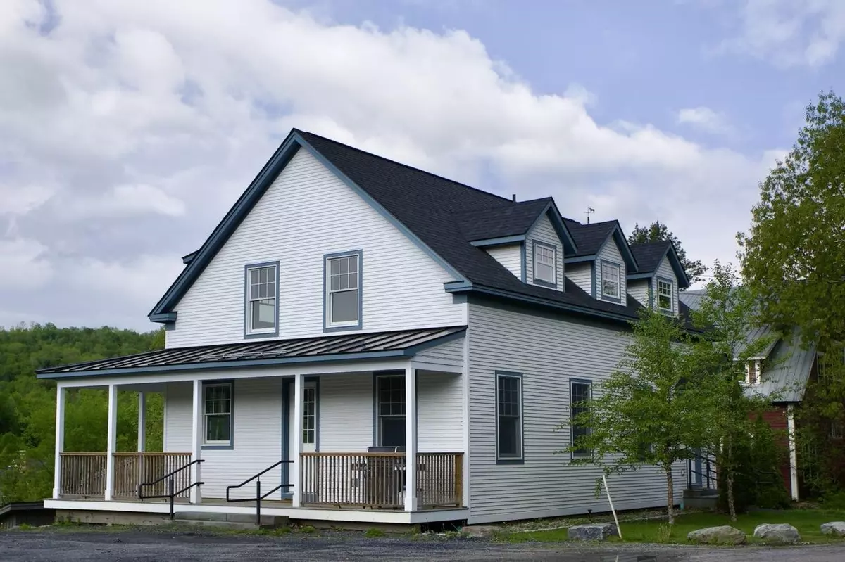 Stowe, VT 05672,487 Moscow RD