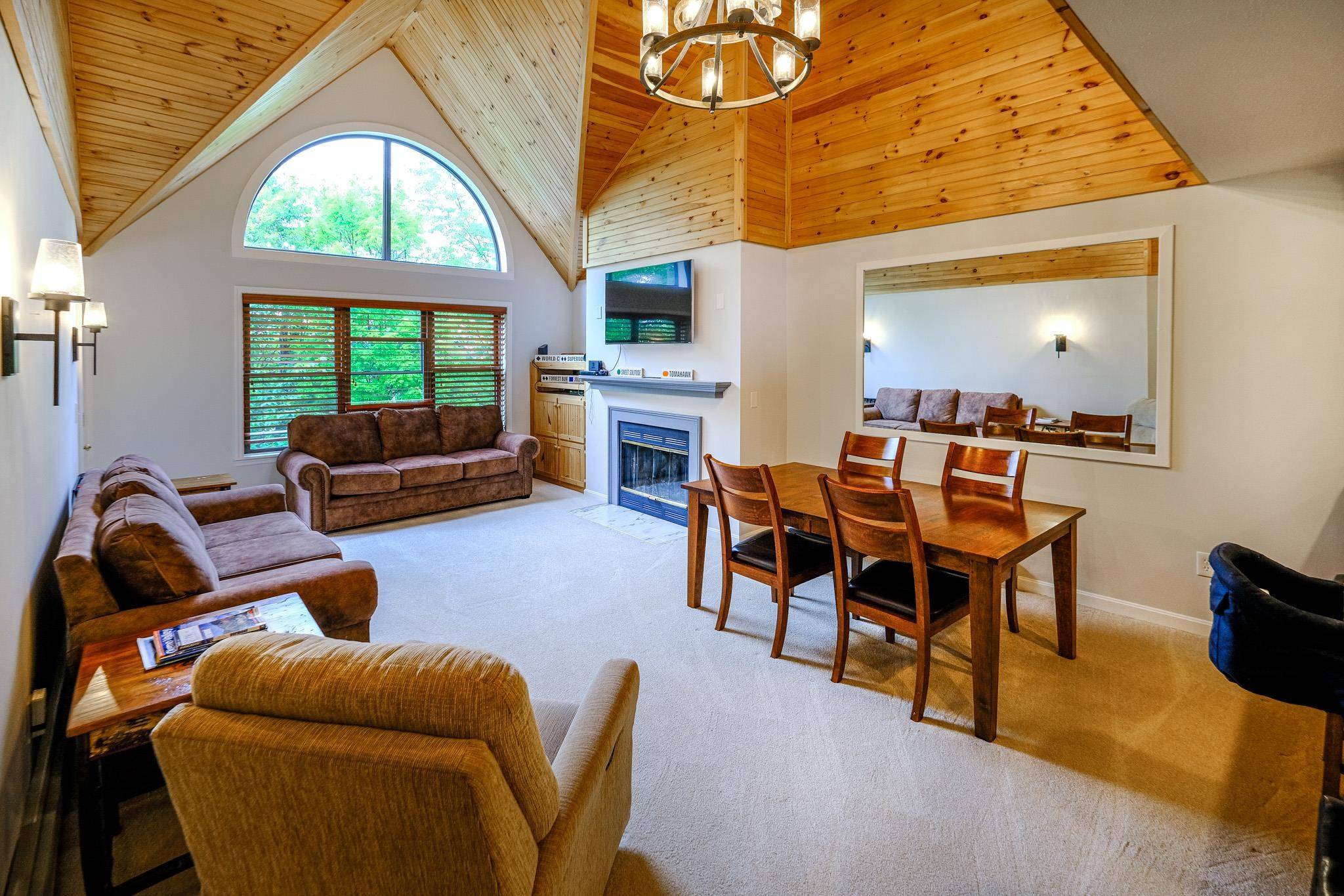 Ludlow, VT 05149,46 Stewart LN #P304