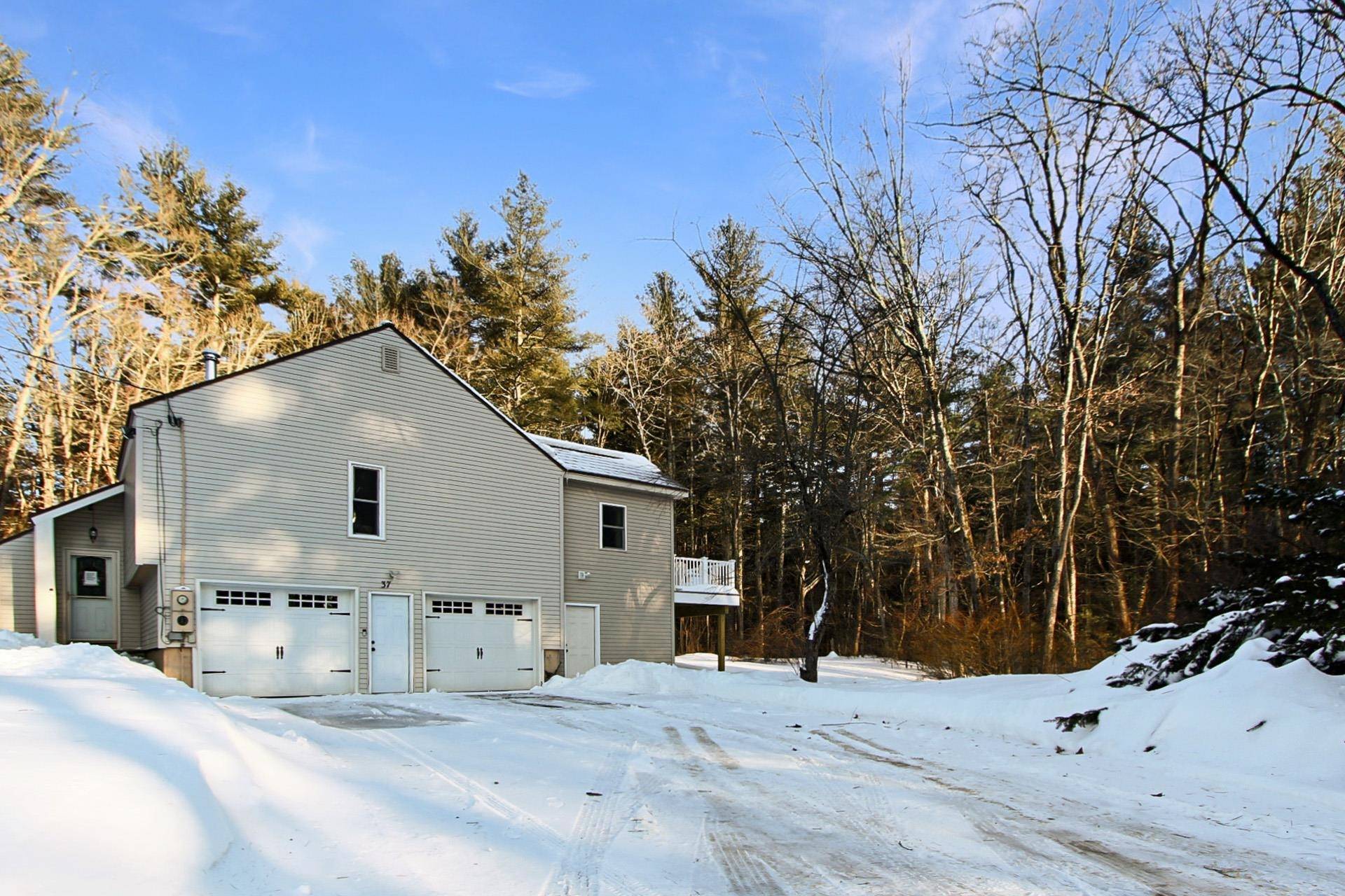 37 Saint Laurent DR, Hudson, NH 03051