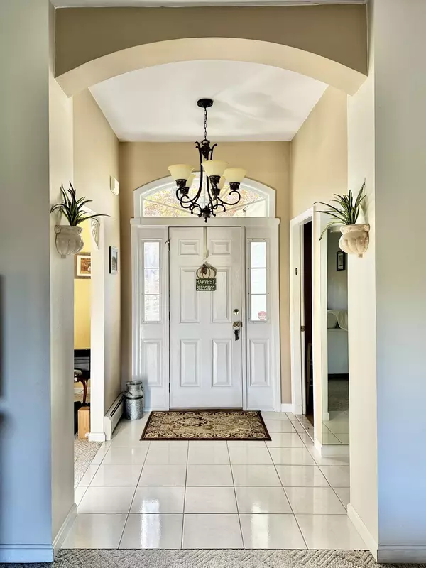 Bridgewater, NH 03222,97 Alpine RD