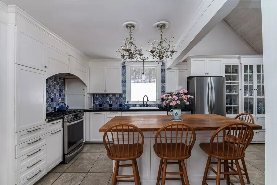 121 Dover Hill RD, Dover, VT 05341