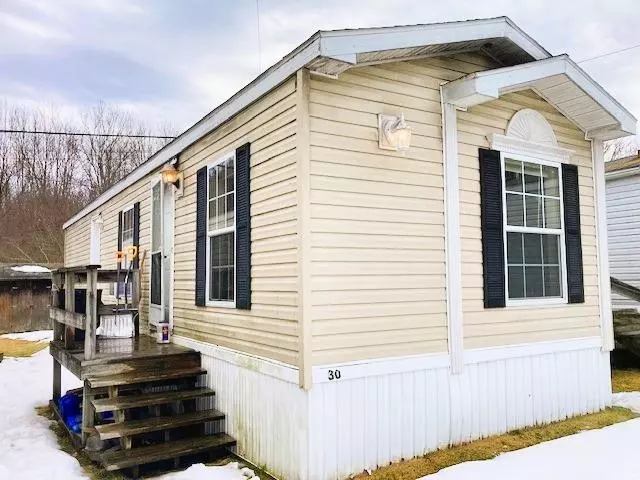 30 Adams PARK, Rye, NH 03870