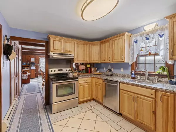 Belmont, NH 03220,14 Coons Point RD