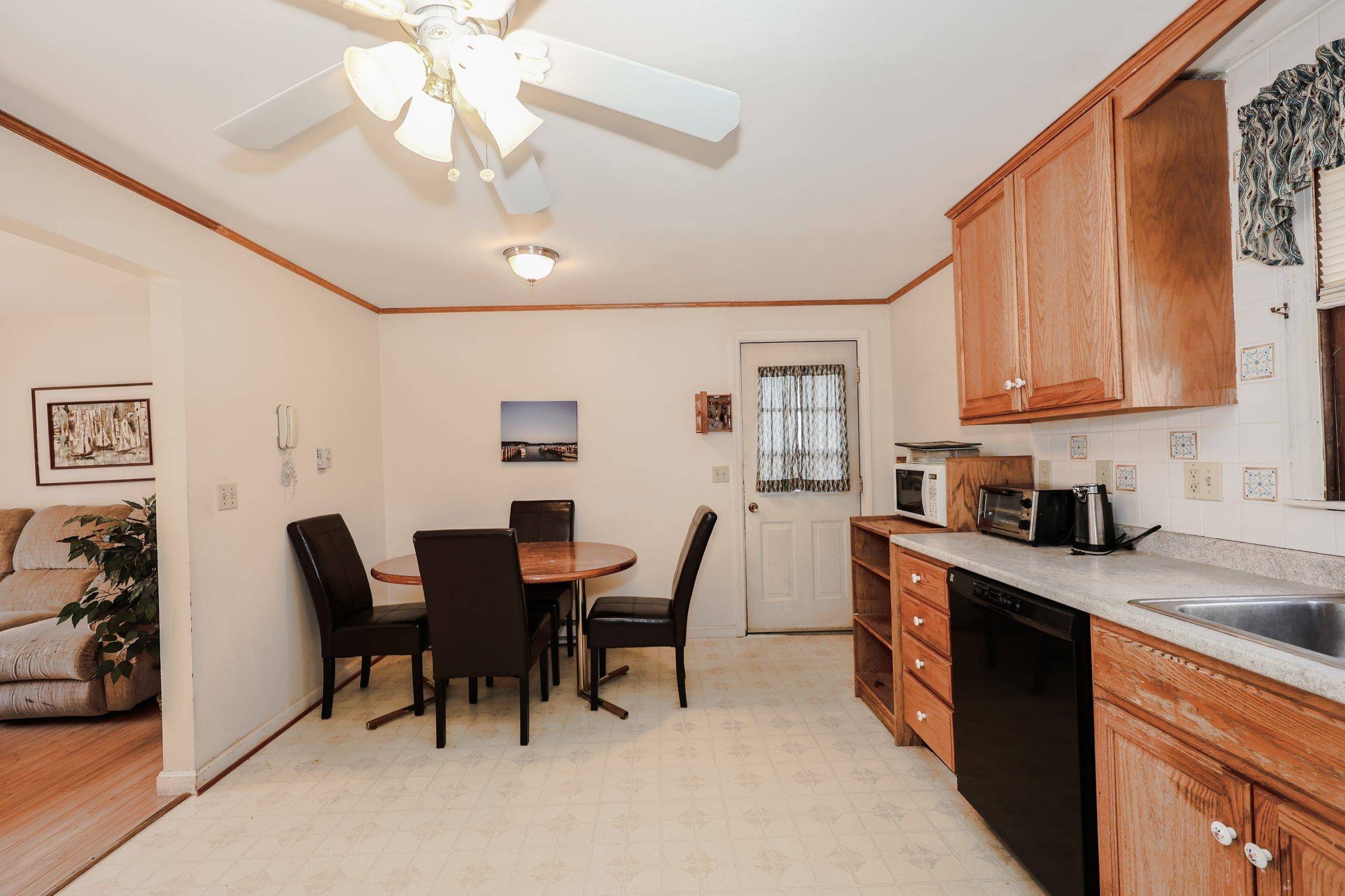 Londonderry, NH 03053,18 Midridge CIR #18