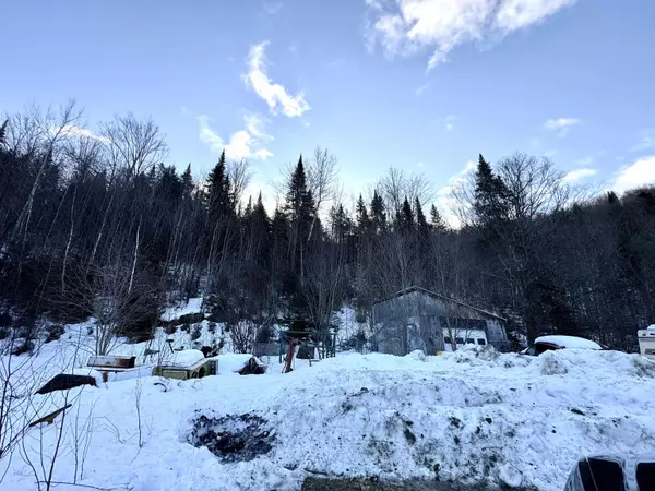 Stewartstown, NH 03576,164 Hollow RD