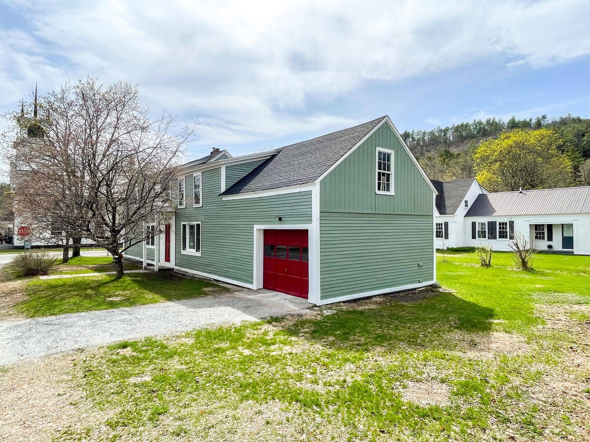 Newbury, VT 05051,48 Cross ST
