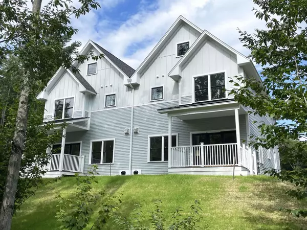 46 Domino DR #46, Warren, VT 05674