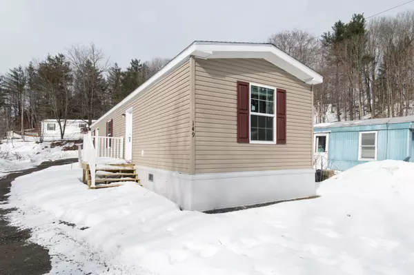 St. Johnsbury, VT 05819,143 Oak ST