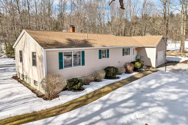 Brookfield, NH 03872,91 Lyford RD