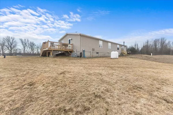 Alburgh, VT 05440,145 Summit RD