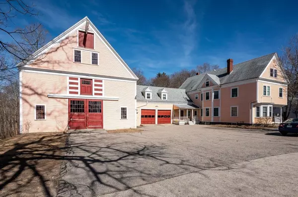 221 Atlantic AVE, North Hampton, NH 03862