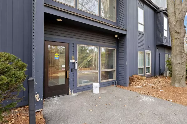Nashua, NH 03062,29 Riverside ST #A