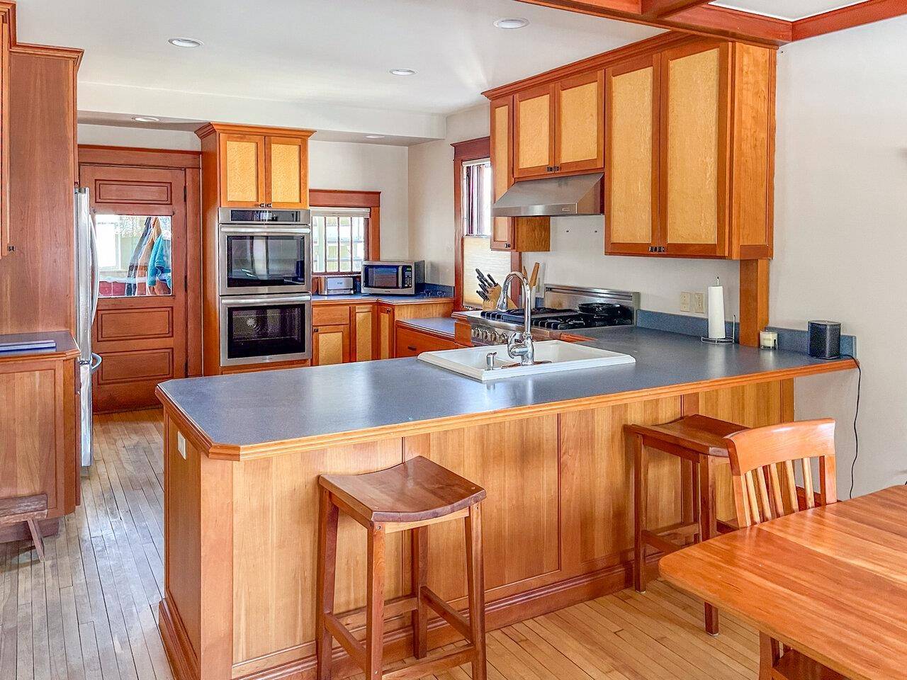 Burlington, VT 05401,15 North Williams ST