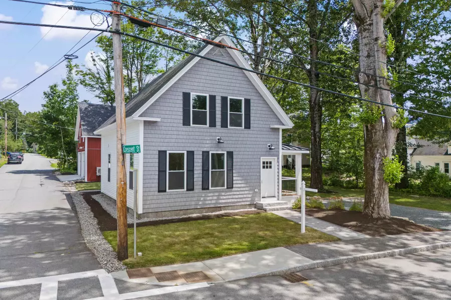 40 Rush RD #B, Henniker, NH 03242