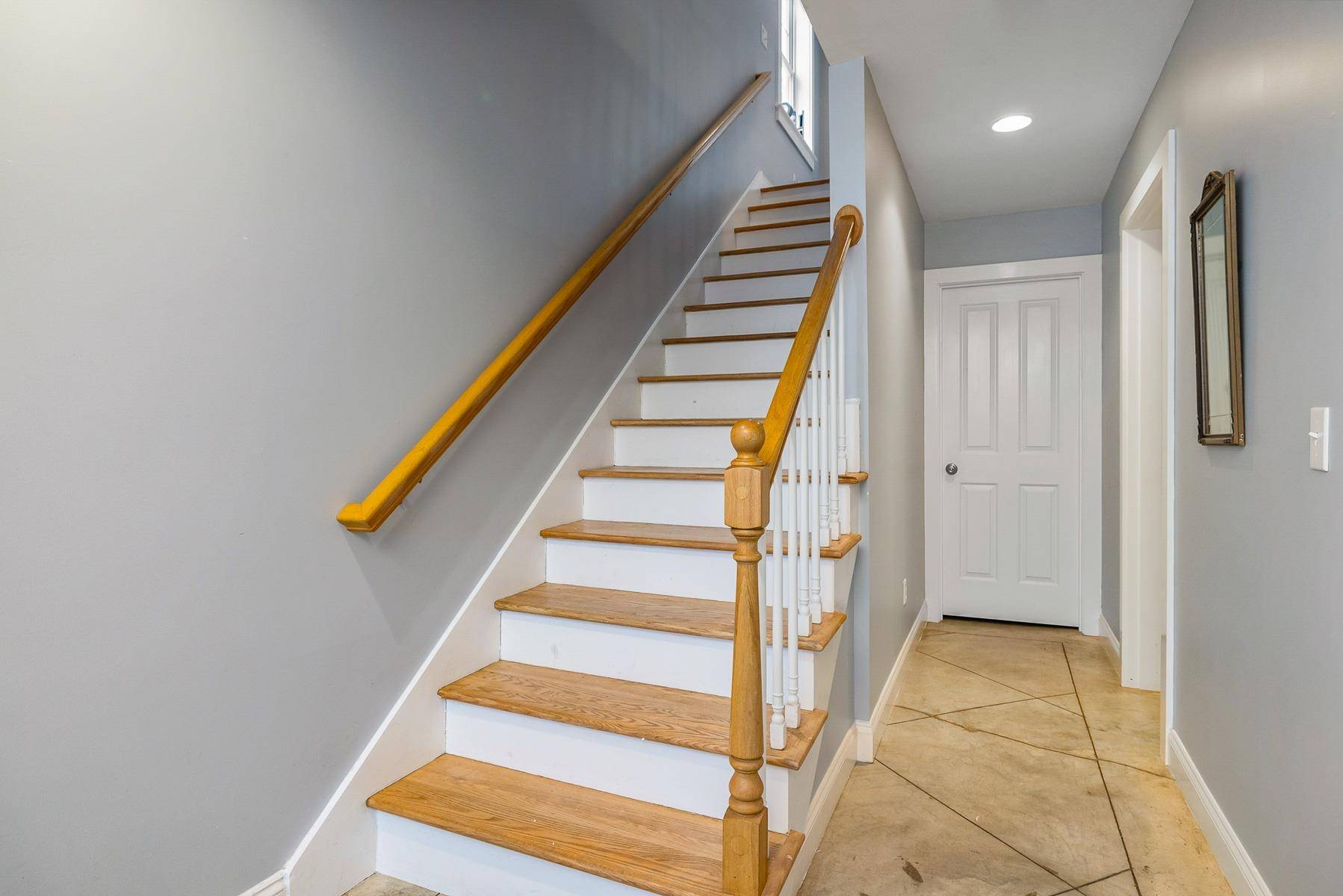 Hampton, NH 03842,10 Patricia ST