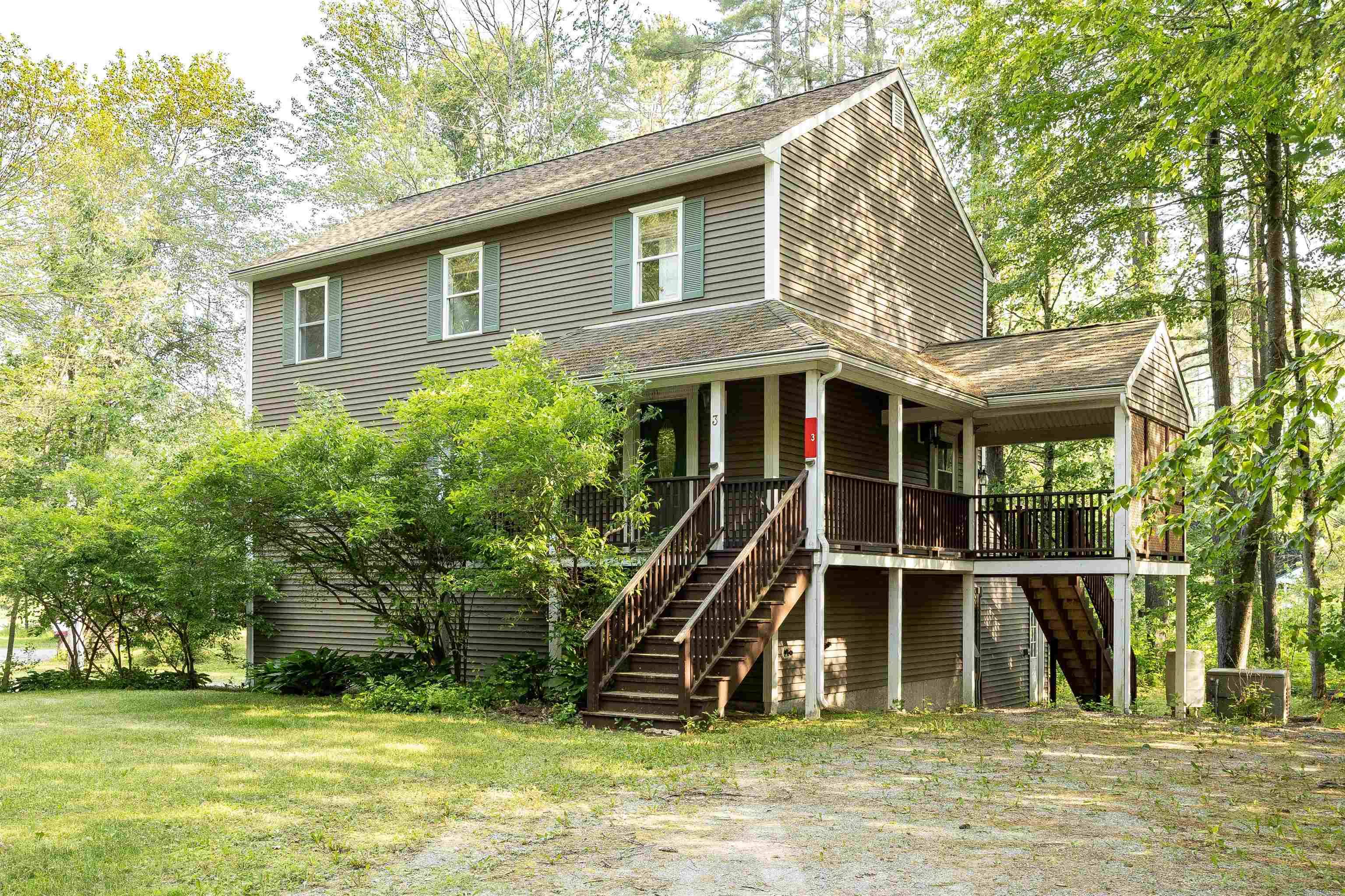3 Berry Patch LN, Hillsborough, NH 03244