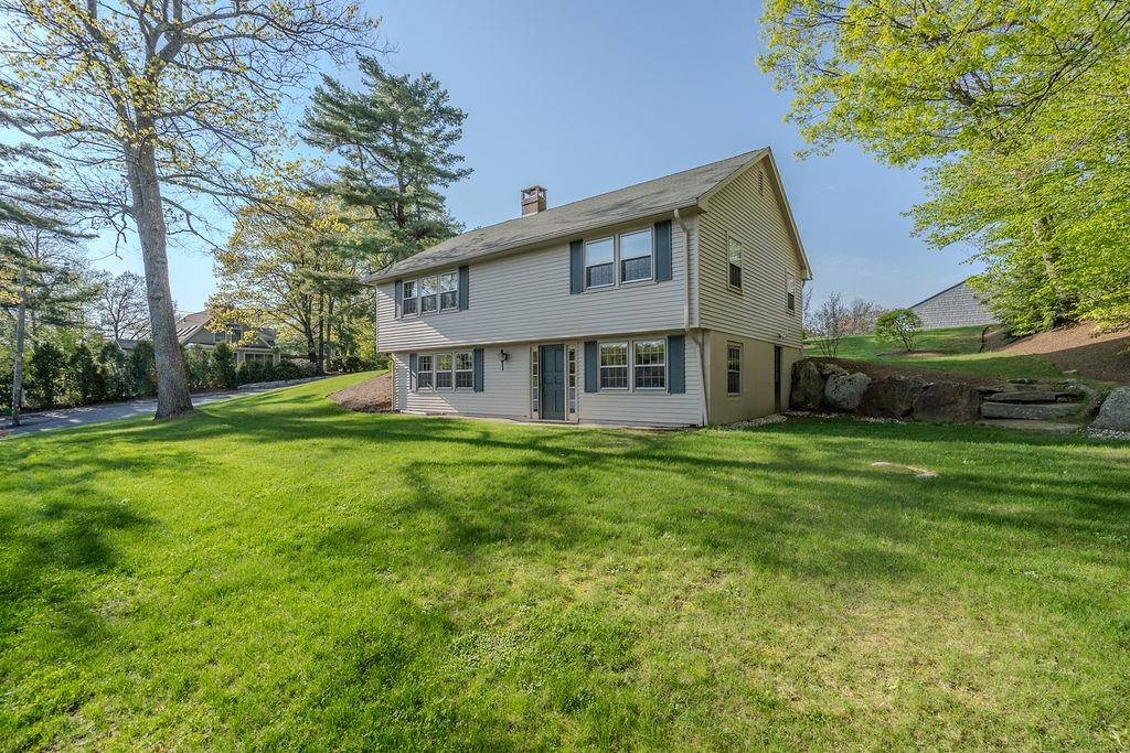 Epsom, NH 03234,1047 Dover RD