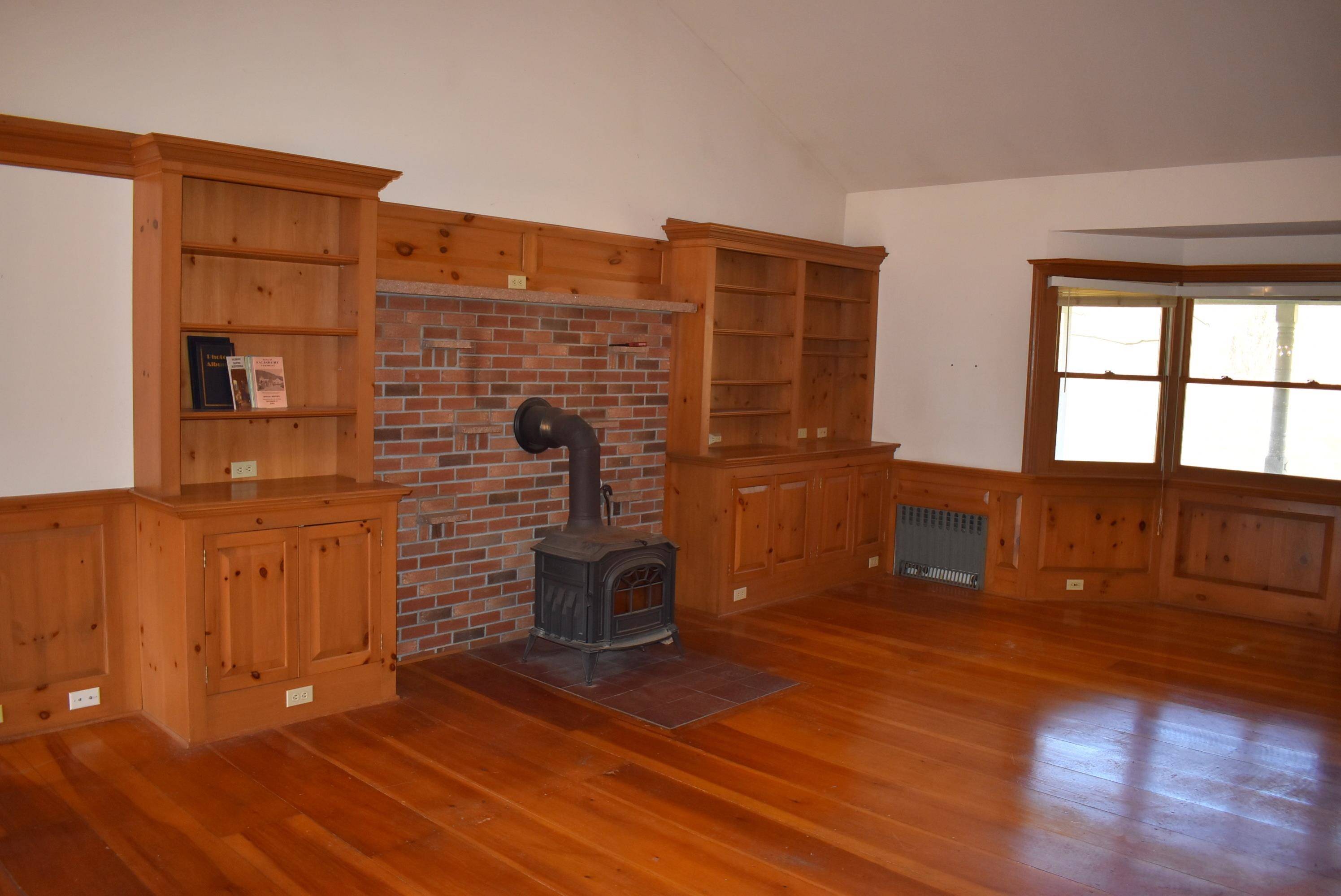 Brandon, VT 05733,1071 McConnell RD