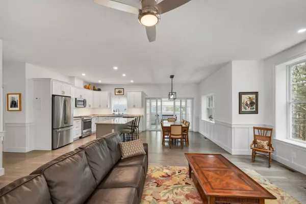 7 John Hardie WAY, Chichester, NH 03234