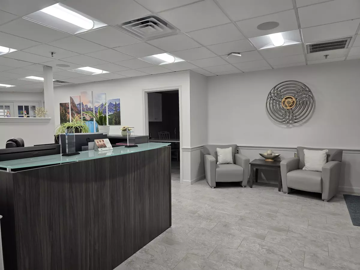 New London, NH 03257,276 Newport RD #209/211