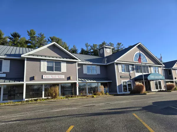 276 Newport RD #209/211, New London, NH 03257