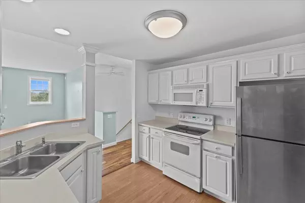 Essex Junction, VT 05452,67 Pearl ST #Unit 5