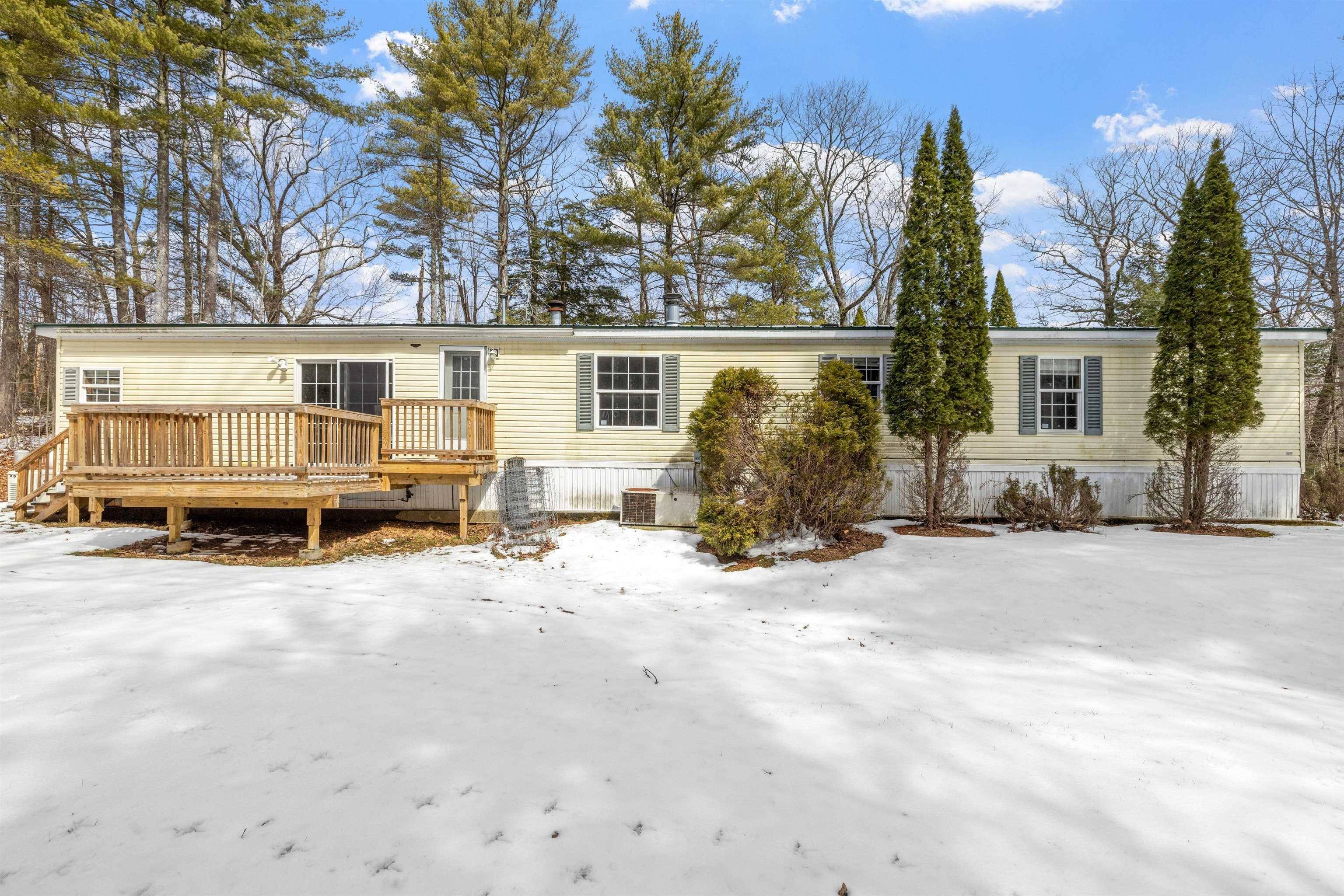 Barnstead, NH 03225,248 North RD