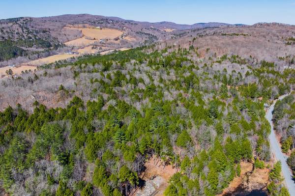 Hartford, VT 05059,5209 5211 Willard RD #5209 -5211