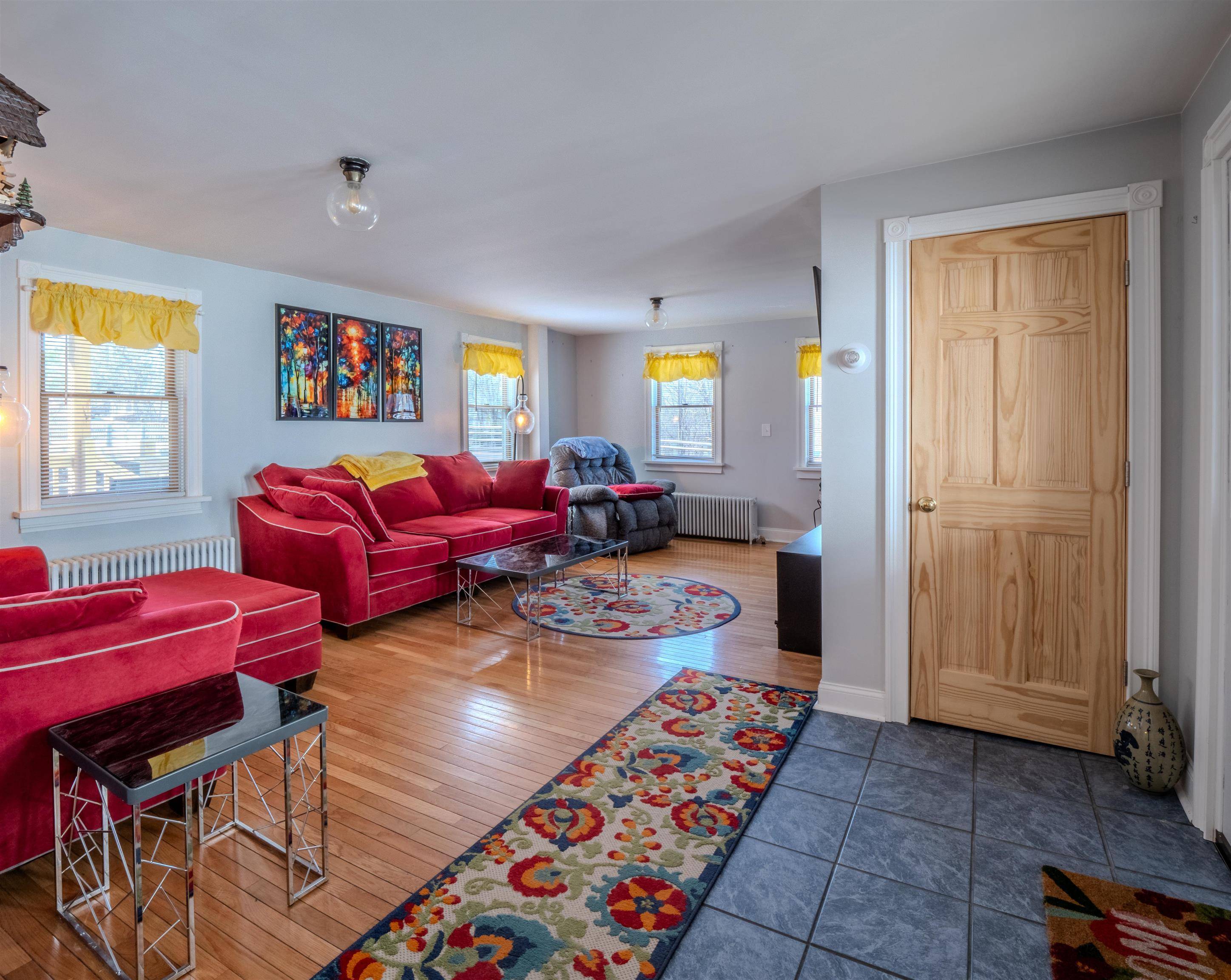 Poultney, VT 05764,21 Lake RD