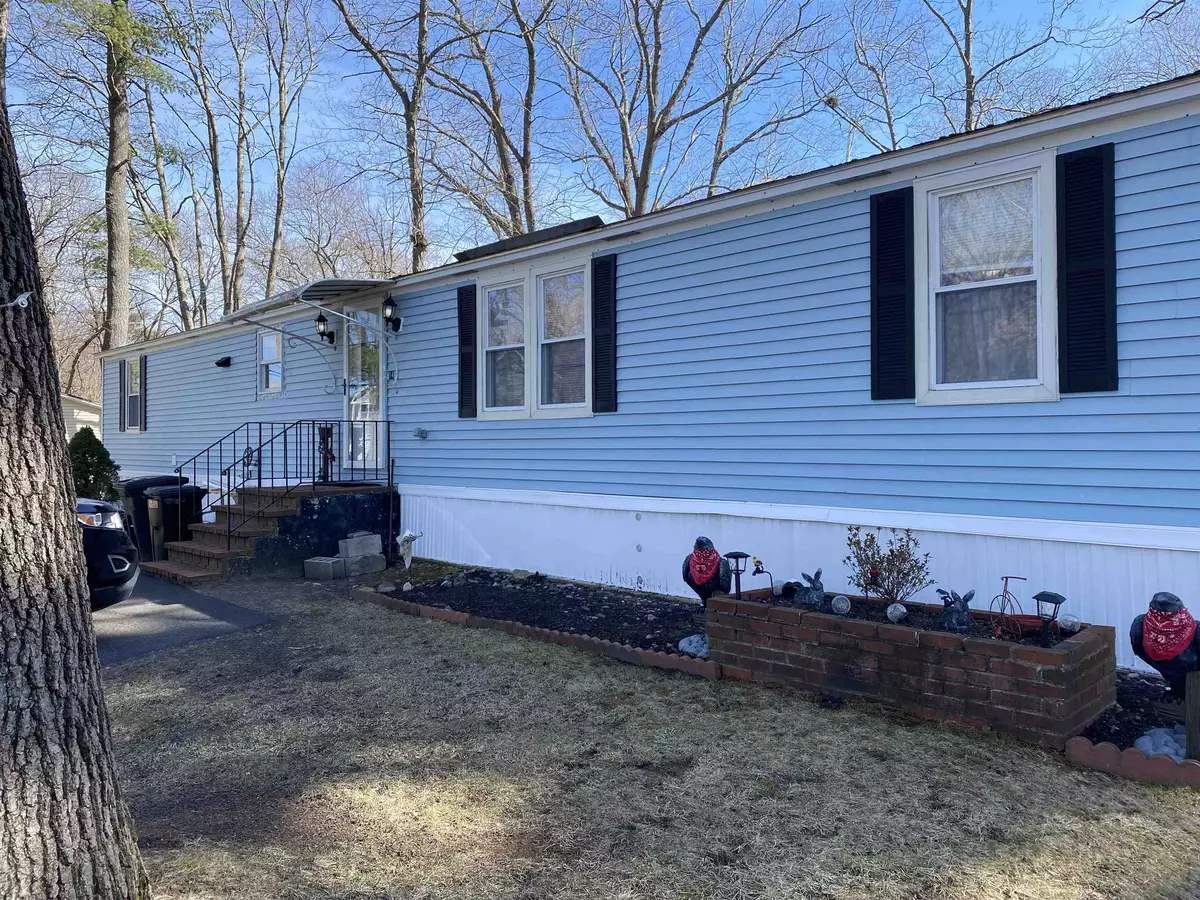 Seabrook, NH 03874,14 LOWER COLLINS ST