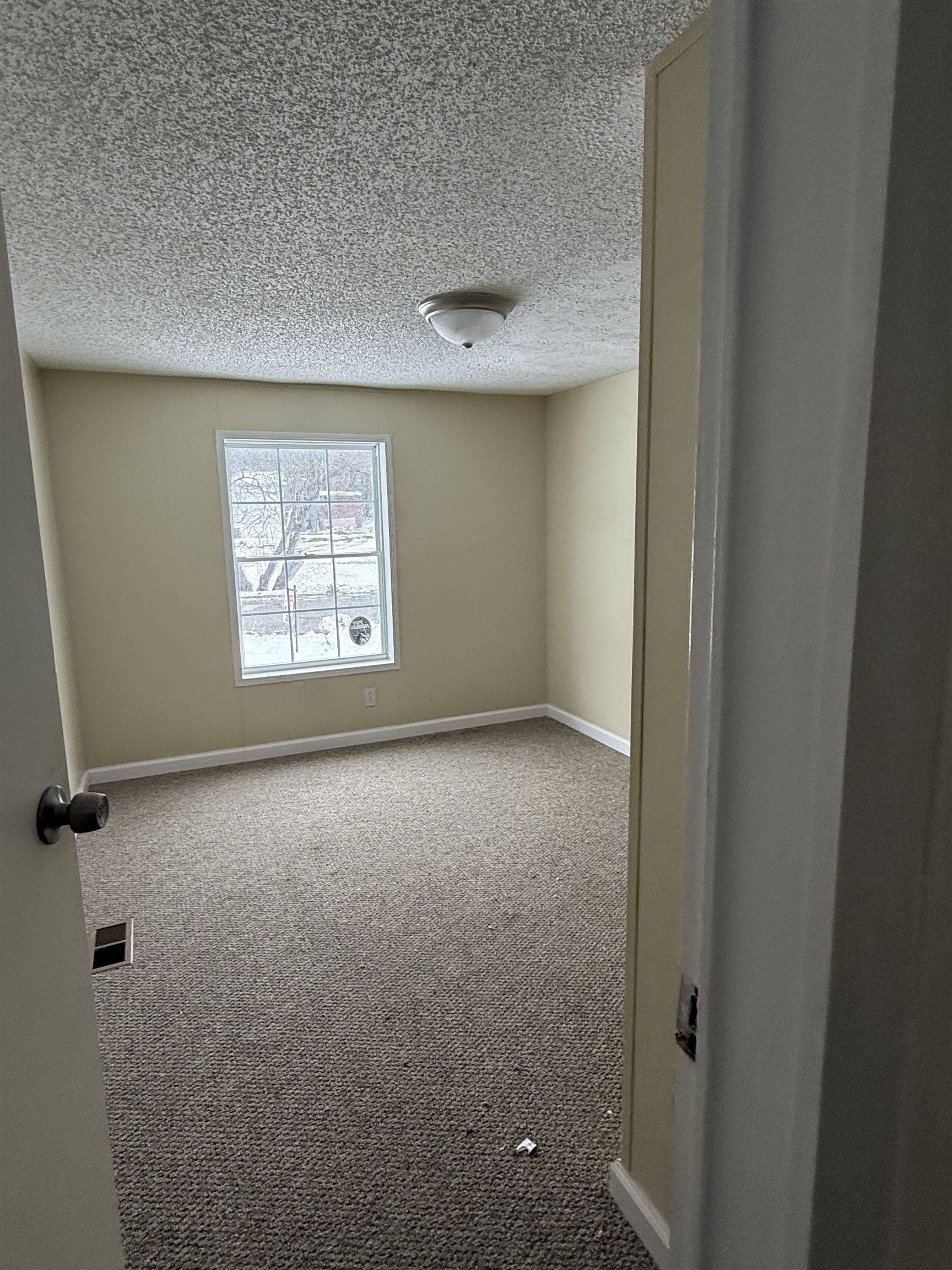 Williamstown, VT 05679,165 Railroad ST #165