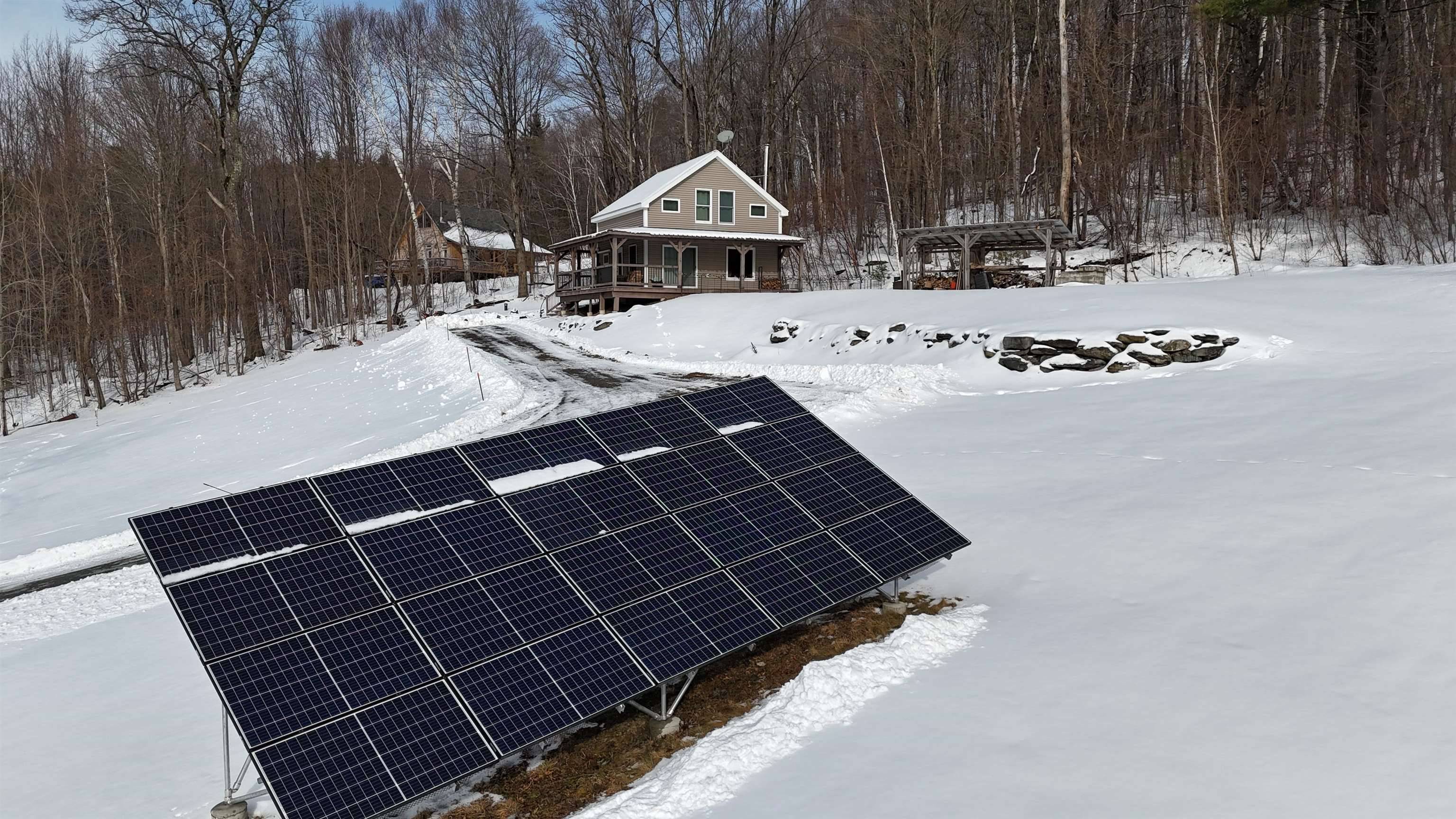 Pownal, VT 05261,89 Field WAY
