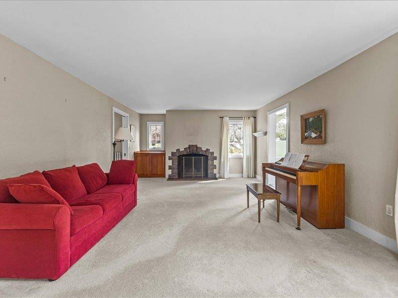 Burlington, VT 05401,261 South Prospect ST