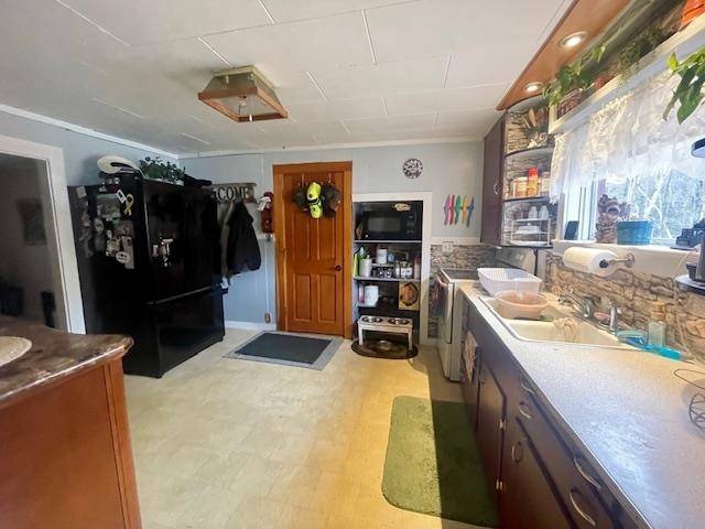 Gorham, NH 03581,39 Washington ST