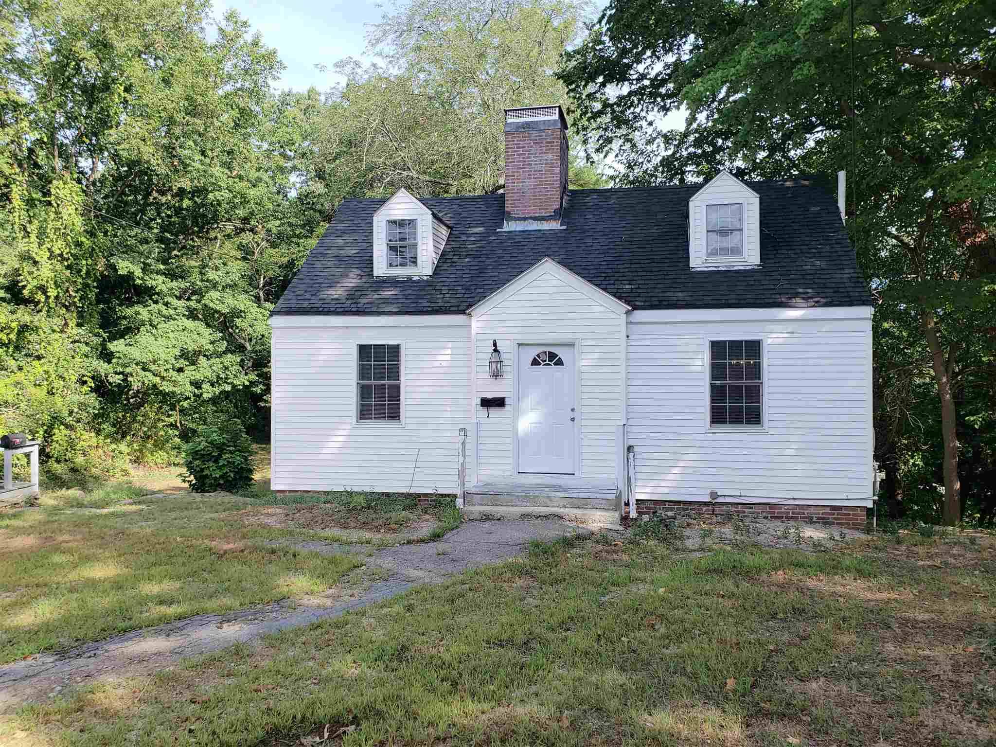 25 1/2 Fairmount ST, Nashua, NH 03064
