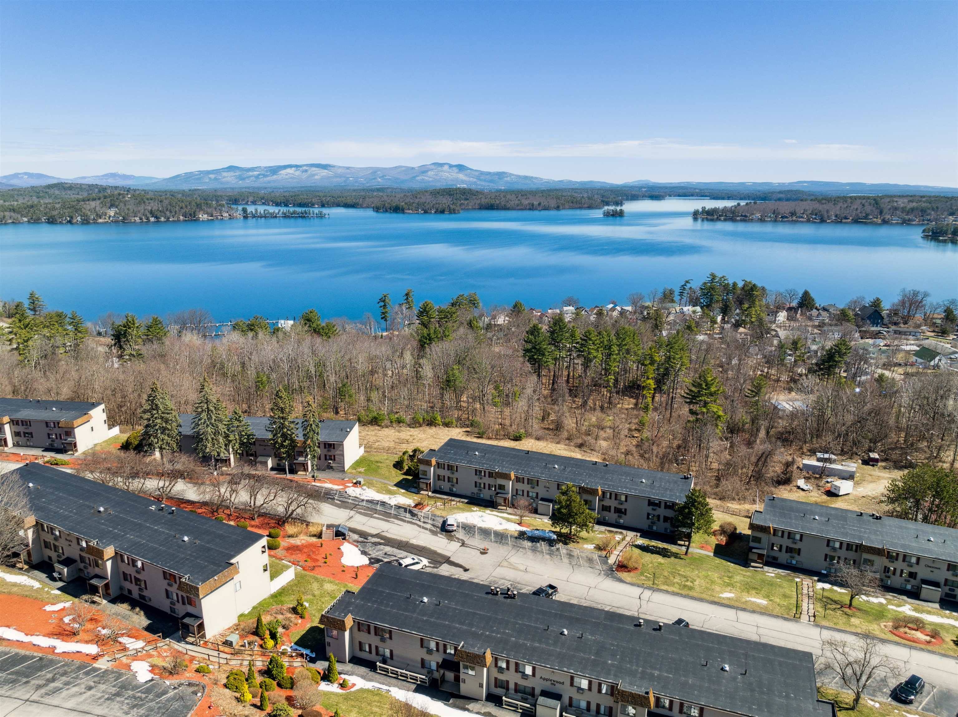 41 Treetop CIR #24, Laconia, NH 03246