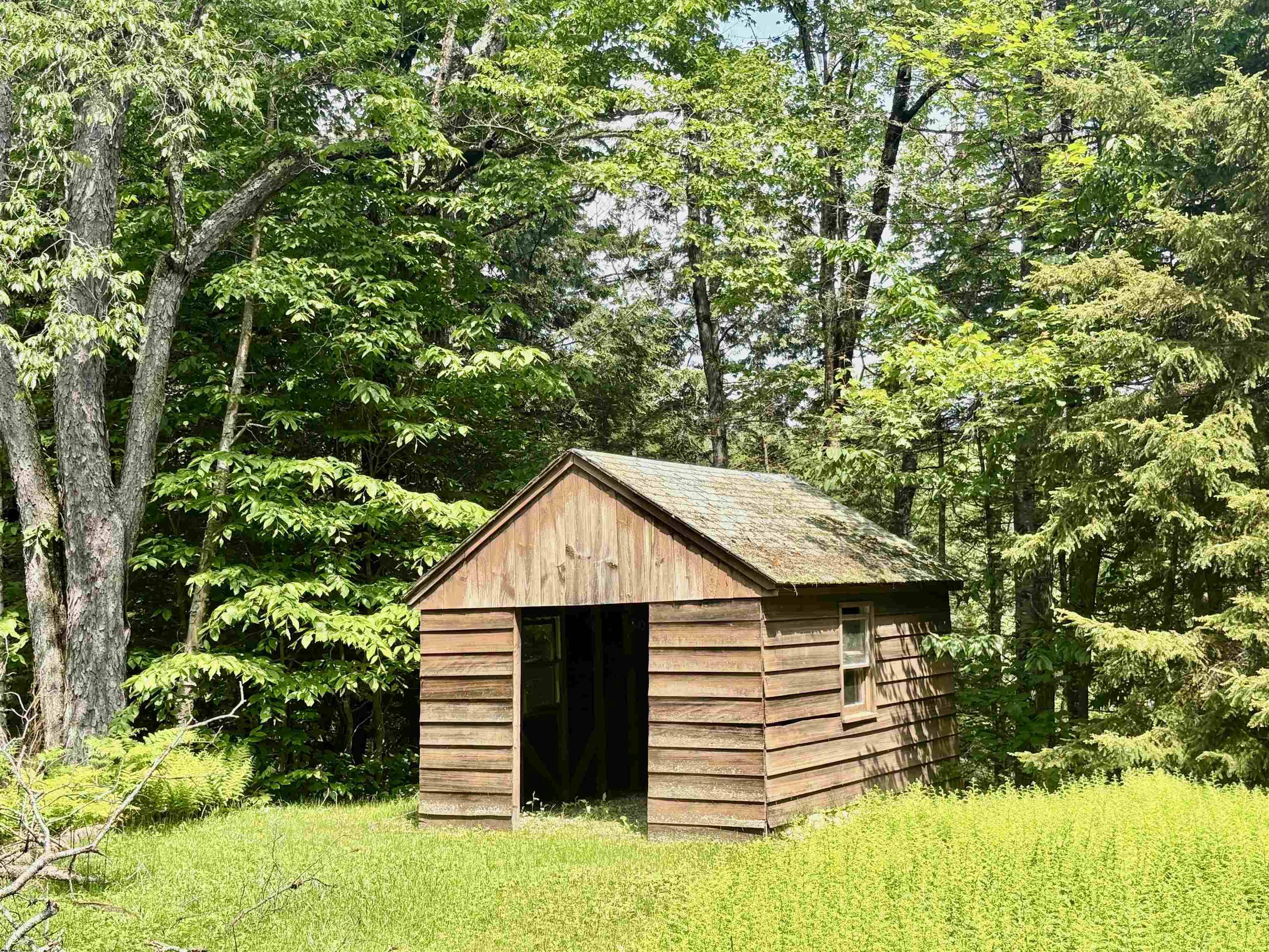 Ludlow, VT 05149,37 Wright RD