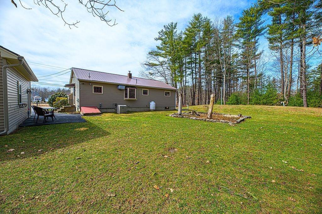 Dover, NH 03820,232 Middle RD