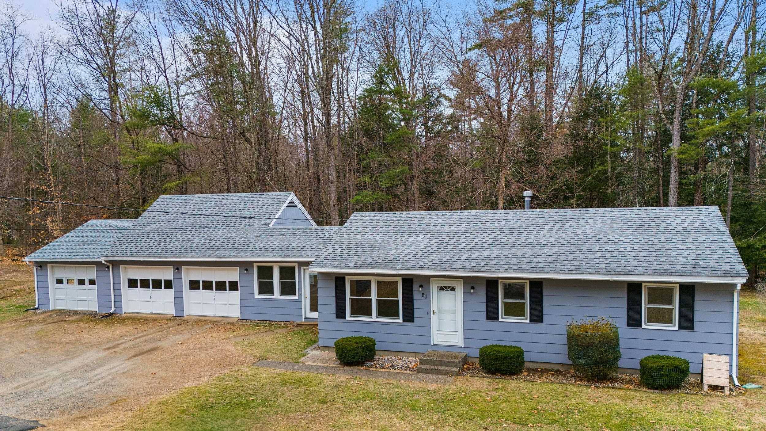 Hinsdale, NH 03451,21 Revere DR