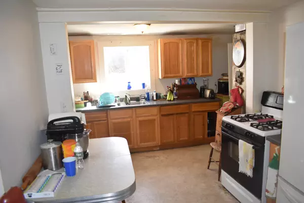 Haverhill, NH 03780,81 Moody RD