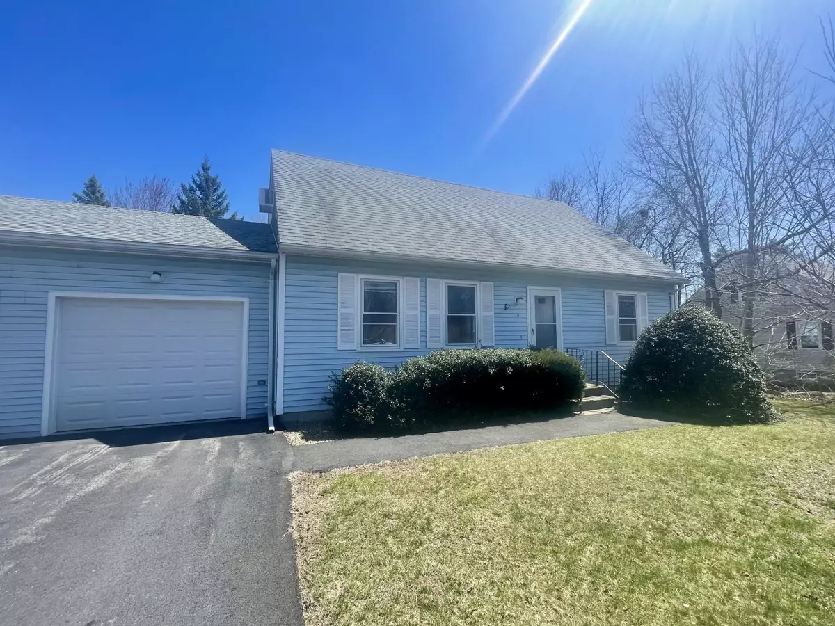 Seabrook, NH 03874,3 Maple Ridge RD