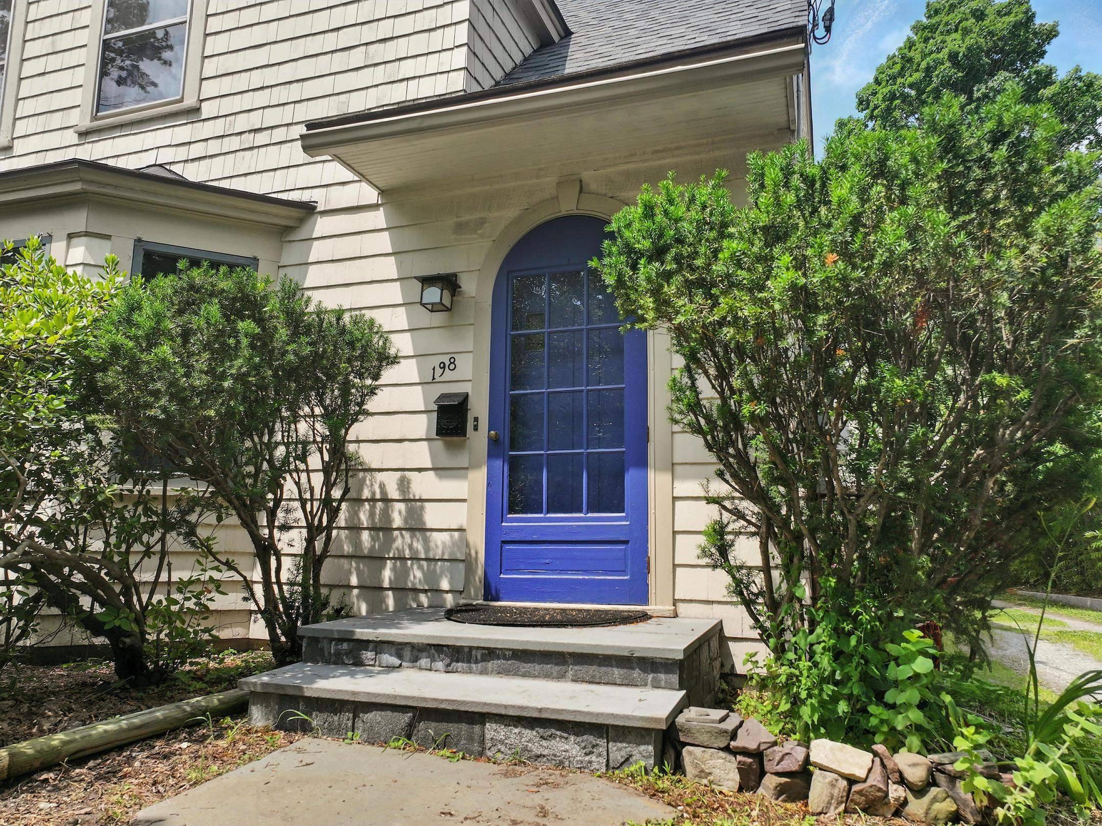 Burlington, VT 05403,198 Home AVE