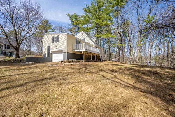 Salem, NH 03079,3 Roux AVE