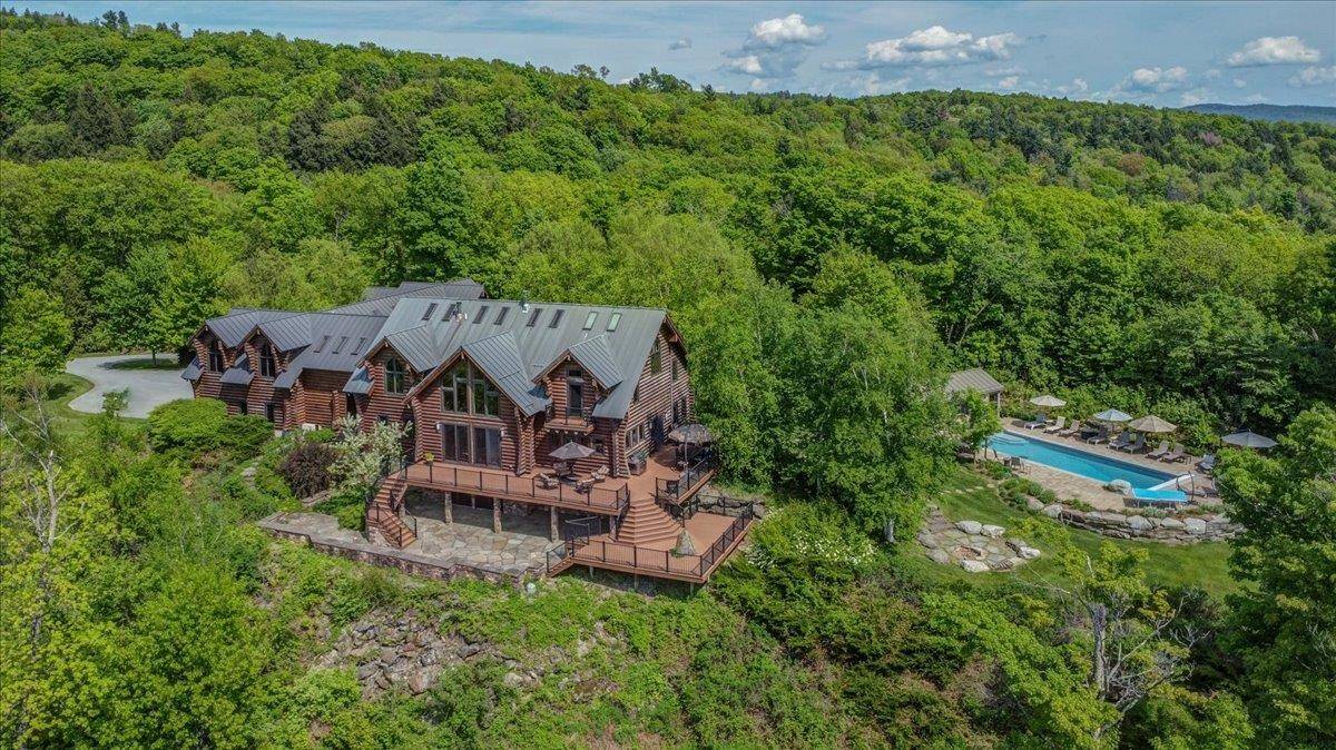 89 Rocky Mountain LN, Hinesburg, VT 05461