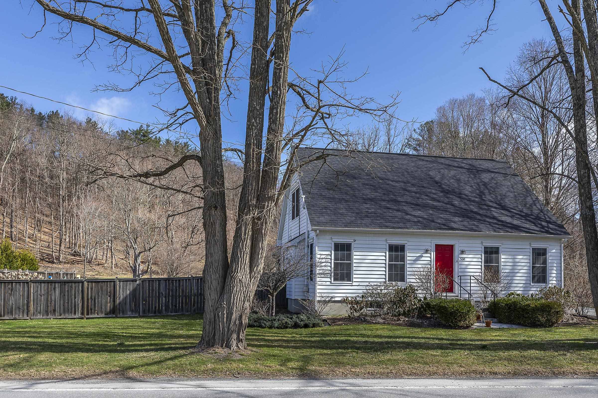 Arlington, VT 05250,530 Route 313