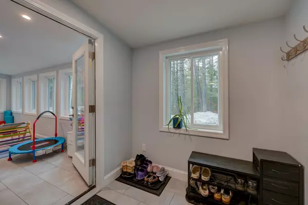 Ossipee, NH 03890,25 Old Mill RD