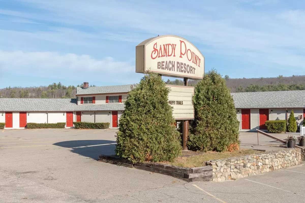 Alton, NH 03810,190 Mount Major HWY