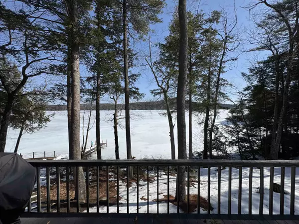 Meredith, NH 03253,4 Mile Point DR