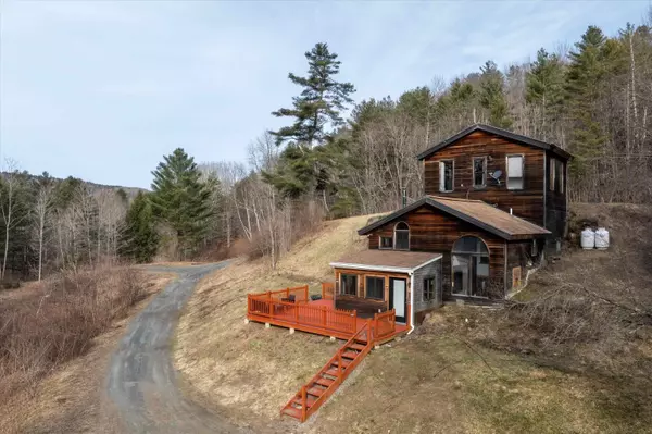 142 Temple Hill RD,  Sharon,  VT 05068
