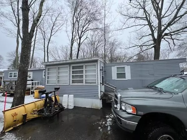 Exeter, NH 03833,316 Friar Tuck DR